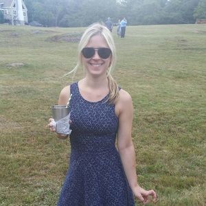 Meet your Posher, Rebecca